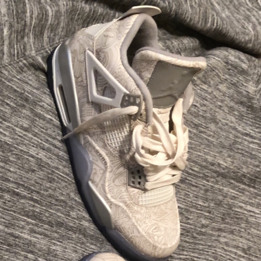 Jordan 4